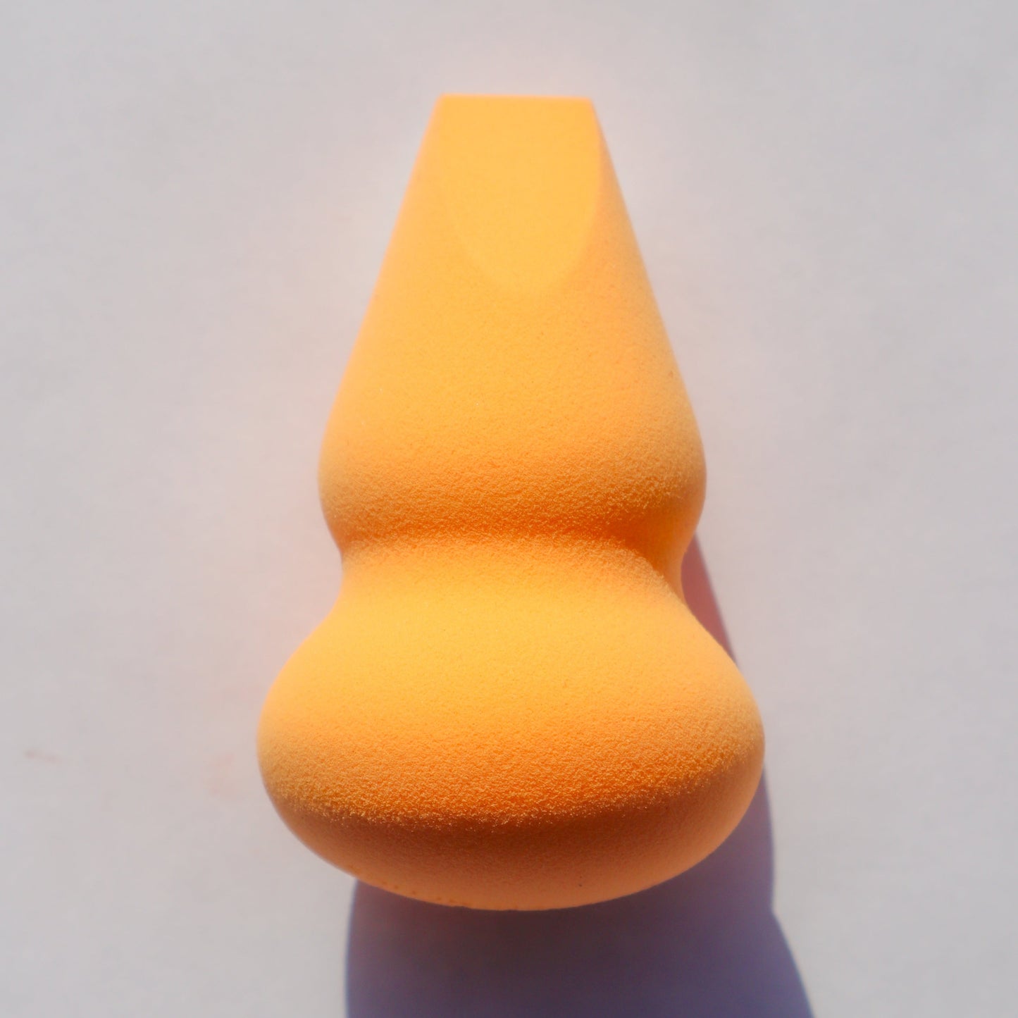 "Impeccable vegan beauty blender makeup sponge"
"Impeccable beauty blender cruelty-free eco-friendly"
"Impeccable beauty blender applying foundation"
"Impeccable beauty blender packaging Zaè Cosmetics"