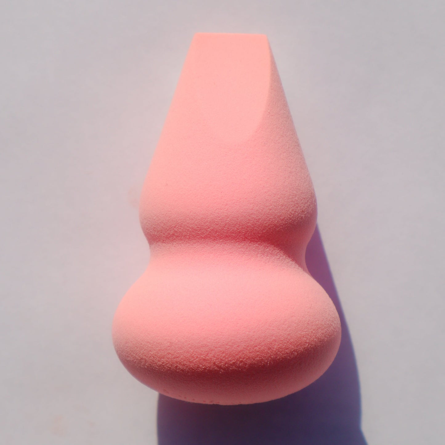 "Impeccable vegan beauty blender makeup sponge"
"Impeccable beauty blender cruelty-free eco-friendly"
"Impeccable beauty blender applying foundation"
"Impeccable beauty blender packaging Zaè Cosmetics"