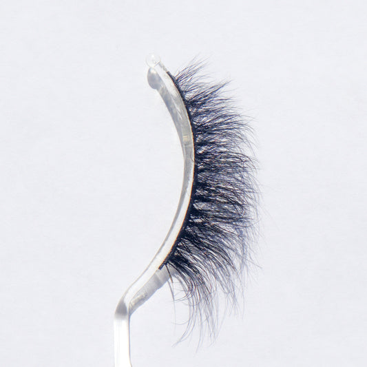 -Zara vegan false lashes wispy elegant
-Zara cruelty-free false eyelashes delicate style
-Zara false lashes packaging lightweight